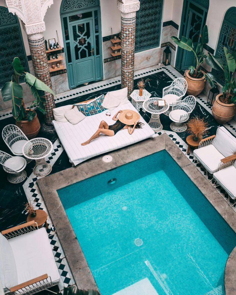 tours privados em Marrocos – Pátio de um riad em Marraquexe